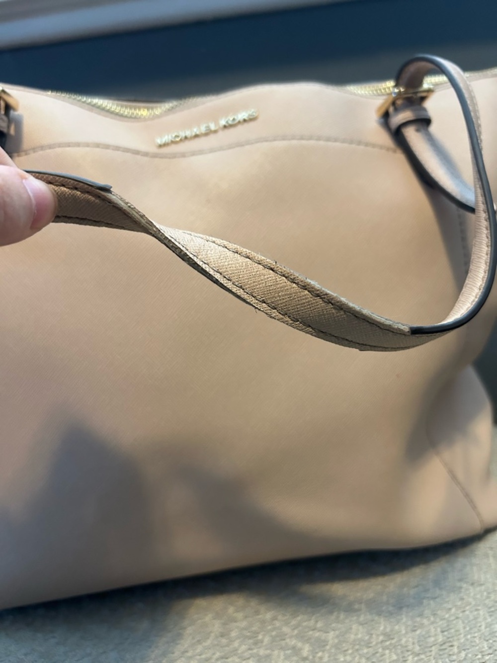 Michael Kors Pale Blush Saffiano Tote - Picture 3 of 7